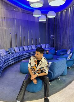 G Star - Male मसाज in Mumbai Photo 1 of 2