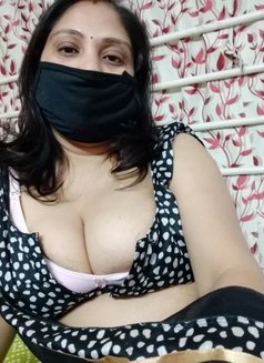 Kavya Cam Show and Meet Available - escort in New Delhi Photo 2 of 2