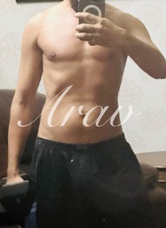 Arav - Male escort in Bangalore Photo 3 of 4