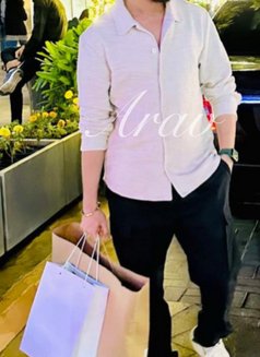 Arav - Male escort in Bangalore Photo 4 of 4