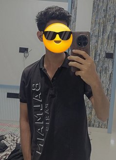 Madara 7+ inches - Male escort in Mumbai Photo 1 of 4