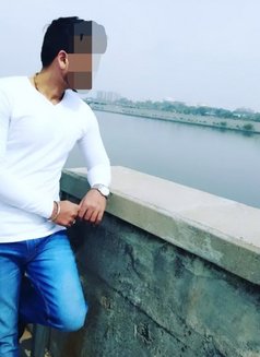 Free Call Boy - Male escort in Ahmedabad Photo 1 of 1