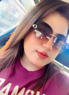 Amisha - এস্কর্ট in Mumbai Photo 1 of 3