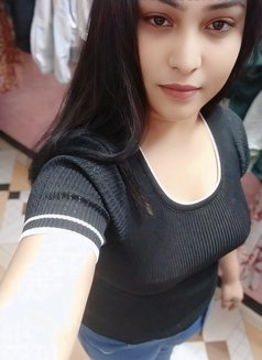 Dishku - एस्कॉर्ट in Bangalore Photo 3 of 4