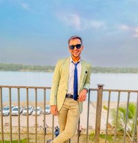 Real Meet and Unforgettable Experience - Male escort in Mumbai