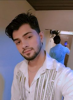 Rahat - Male escort in Mumbai Photo 3 of 3