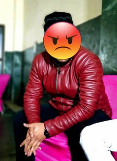 Deep - Male এস্কর্ট in New Delhi Photo 1 of 2