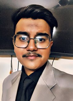 Lucifer - Male companion in Jodhpur Photo 4 of 6