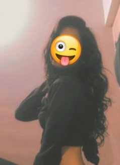 Harshu - এস্কর্ট in Bangalore Photo 1 of 4