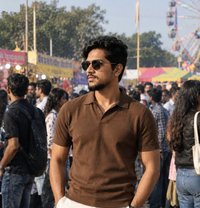 Karan - Male escort in New Delhi