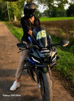 Shaaz Real Meet & Cam - Male escort in Mumbai Photo 4 of 4