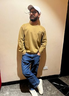 Sunny (Private Husband) - Male वयस्क कलाकार in Noida Photo 2 of 3