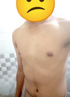 Varun - Male escort in Hyderabad Photo 1 of 3