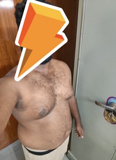 Sandy - Male escort in Chennai Photo 1 of 3