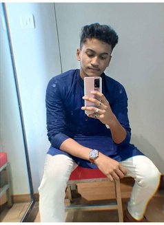 Arup Samanta - Male এস্কর্ট in Kolkata Photo 1 of 4