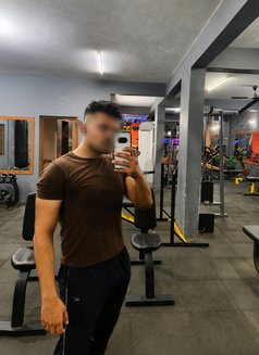 Aftab KhanAftab K - Male escort in Bangalore Photo 3 of 9