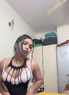 Esha - Transsexual एस्कॉर्ट in Bangalore Photo 1 of 18