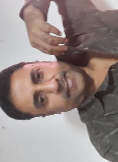 STOP for..cool fun with a hot companion - Male সঙ্গী in Chennai Photo 4 of 5