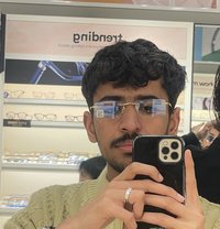 Hanu - Male escort in Noida