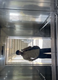 Hanu - Male एस्कॉर्ट in Noida Photo 3 of 4