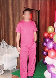Zeus - Male escort in Bangalore Photo 2 of 4