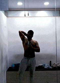 Gentleman: Muscular & Athletic - Male escort in Jaipur Photo 3 of 4