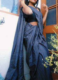 Rose - escort in Ahmedabad Photo 5 of 5