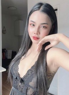 Suzzy - escort in Kolkata Photo 1 of 5