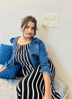 Riya - এস্কর্ট in Bangalore Photo 1 of 1