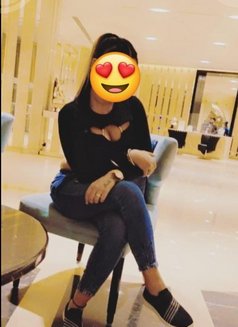 Kavya - एस्कॉर्ट in Bangalore Photo 1 of 1