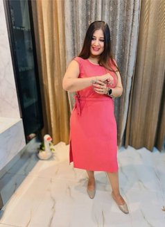 Anushka Escorts Service and Cell Girls S - এস্কর্ট in Bangalore Photo 2 of 2