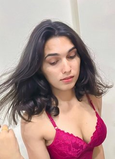 Sruthi - Transsexual एस्कॉर्ट in Hyderabad Photo 5 of 5