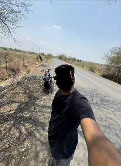 Aryan Josh - Male এস্কর্ট in Mumbai Photo 1 of 1