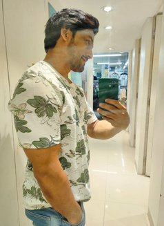 Samar For High Class Couples Only - Male escort in Hyderabad Photo 4 of 10