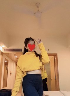 Nisha - escort in Noida Photo 2 of 5