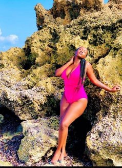 Alicia - escort in Bangalore Photo 2 of 5