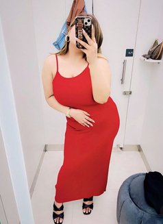 Anushka Escorts Service and Cell Girls S - एस्कॉर्ट in Gurgaon Photo 1 of 4