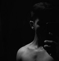 Zehen - Male एस्कॉर्ट in Bangalore