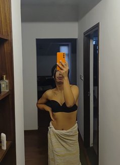 Miya - Transsexual एस्कॉर्ट in Bangalore Photo 1 of 8