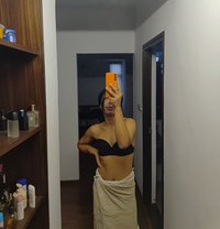 Miya - Transsexual escort in Bangalore Photo 1 of 8
