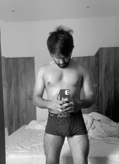 Johnny Martin - Male escort in Udaipur Photo 1 of 1