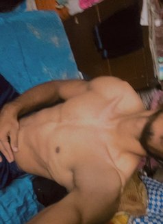 Pawan - Male escort in New Delhi Photo 1 of 8