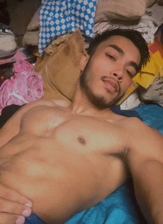 Pawan - Male escort in New Delhi Photo 3 of 8