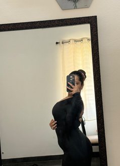 Pooja - escort in Bangalore Photo 1 of 6