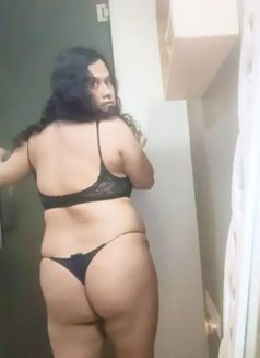 Banigurung - Transsexual साथी in New Delhi Photo 1 of 2