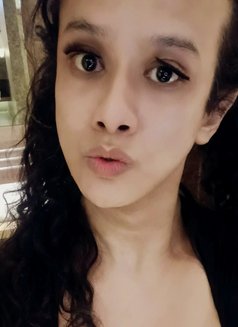 Banigurung - Transsexual वयस्क कलाकार in New Delhi Photo 4 of 6