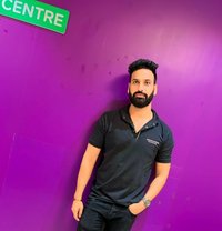 Kabir (Wild Hunter) - Male ম্যাসেজ in New Delhi