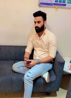 Kabir (Wild Hunter) - Male ম্যাসেজ in New Delhi Photo 7 of 8