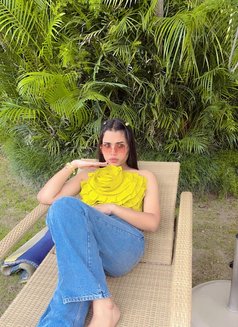 Miss Daisy - escort in Noida Photo 11 of 11