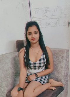 Janvi Camsex and Body to Body Massage - एस्कॉर्ट in Ahmedabad Photo 1 of 3